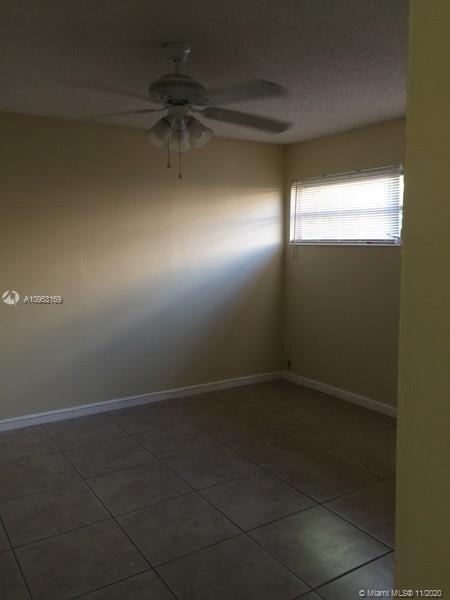 Foto del edificio - 9061 NW 25th Ct