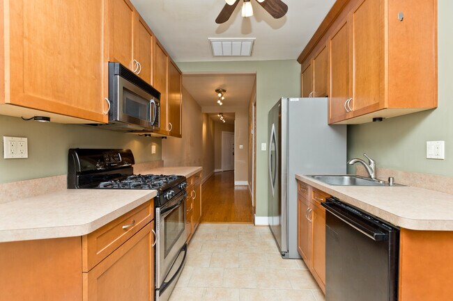 Foto del edificio - 2937 N Dawson Ave