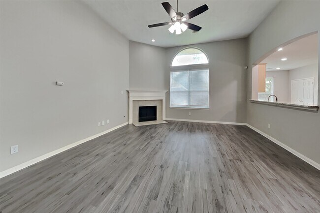 Foto del edificio - 12723 Rock Creek Ct.