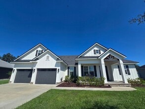 Building Photo - 279 SW Buttercup Dr