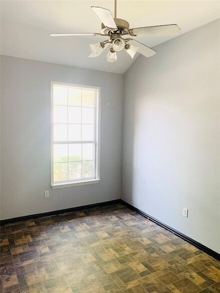 Foto del edificio - 2808 Mott St