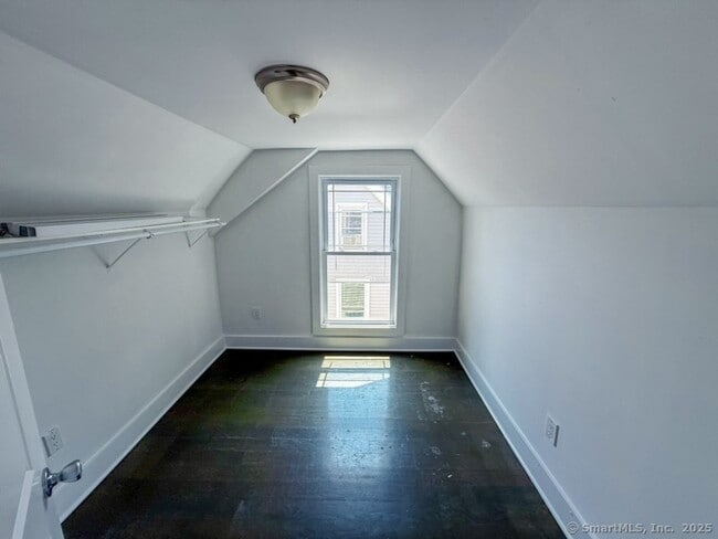 Building Photo - 451 Hollister Ave