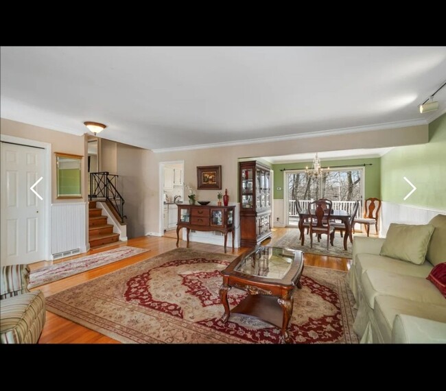 Foto del edificio - Charming 4BR House in Scarsdale