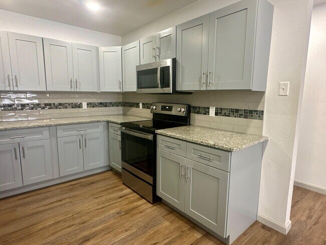 Foto del edificio - 4506 Avenue T