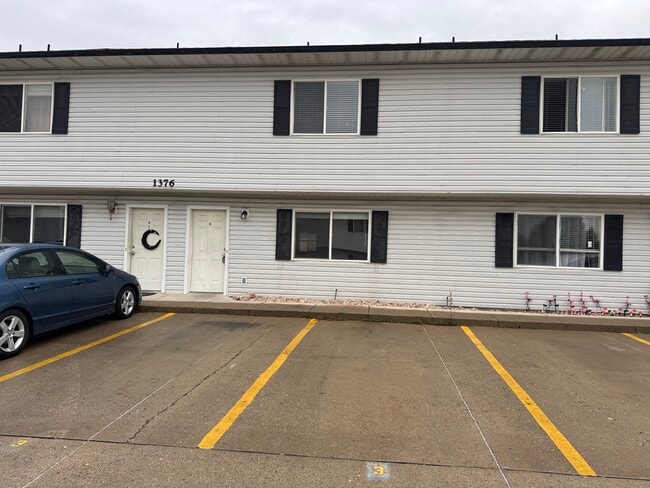 Building Photo - 1376 N 260 W