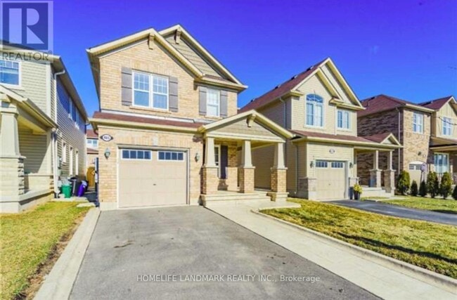 Building Photo - 465 Carbert Cres