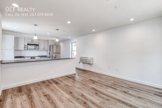 Building Photo - 751 N 43rd St