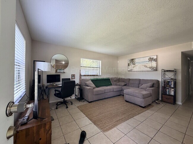 Building Photo - 5601 Bryson Dr