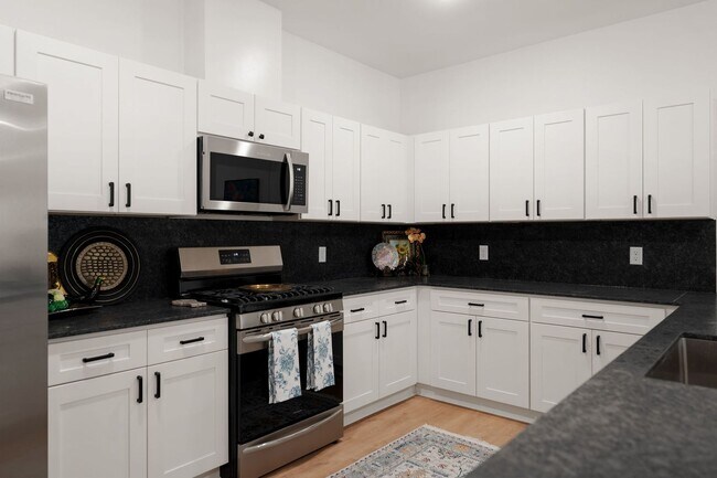 Building Photo - Beautiful New Abbington Subdivision! $1000...