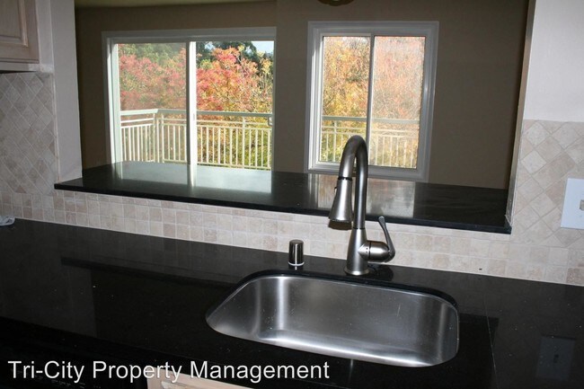 Building Photo - 3 br, 2.5 bath House - 25087 Oakridge Court