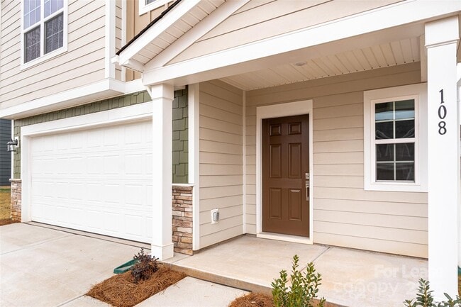 Building Photo - 108 Rock Ave