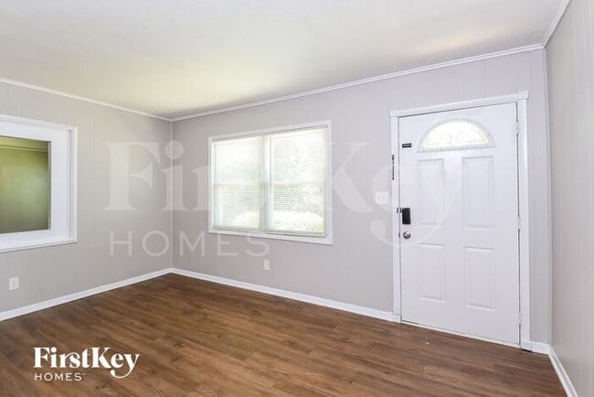 Building Photo - 4597 Douglas Dr