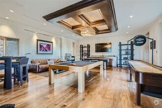 Building Photo - 5 Promontory Pointe Ln