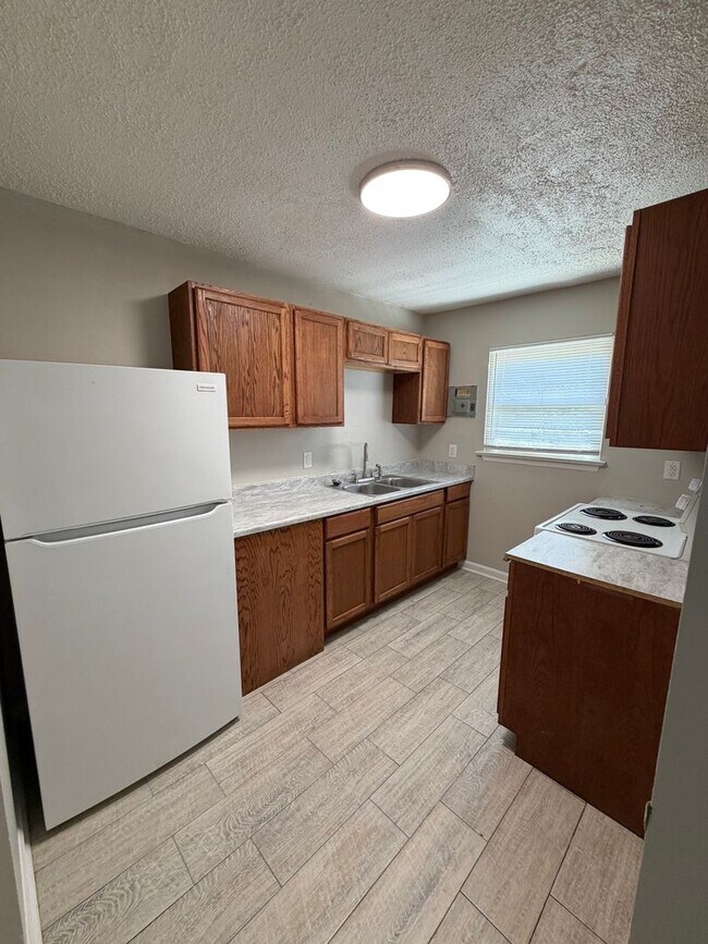 Foto del edificio - Spacious 2bedroom Townhome