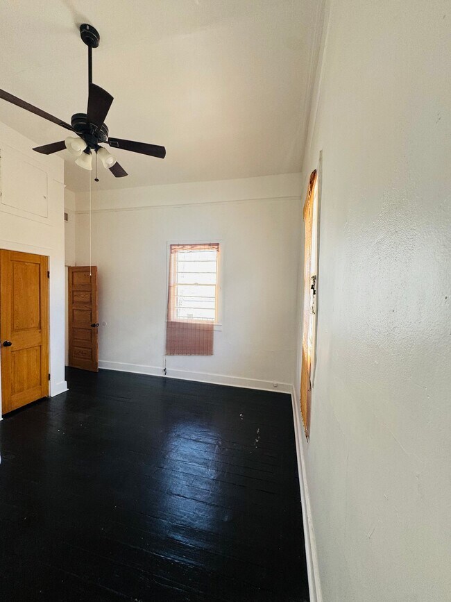 Foto del edificio - 1137 Treme St