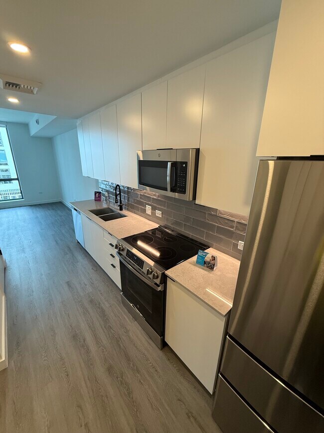 Foto del edificio - 36 NW 32nd St