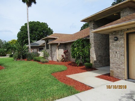 Foto del edificio - Charming Home in Spruce Creek Fly In!