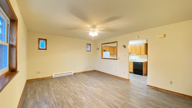 Building Photo - 3058 McDonald Ave