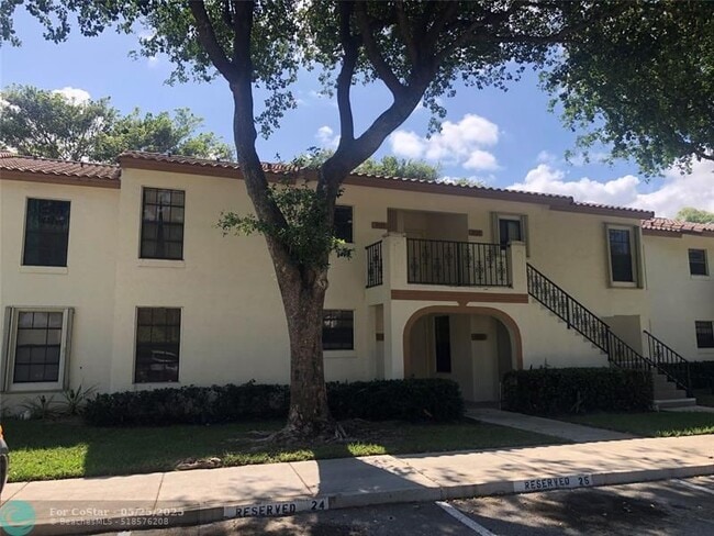 Building Photo - 2950 Olivewood Terrace
