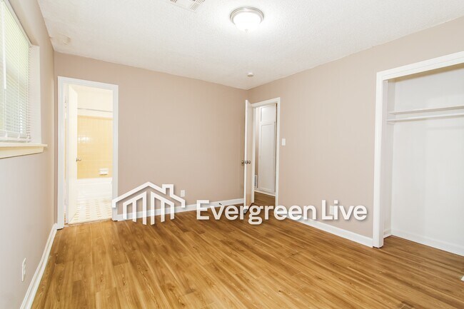 Building Photo - 3715 Ramos Ct