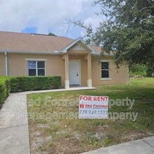 Building Photo - 19251 Tangerine Rd