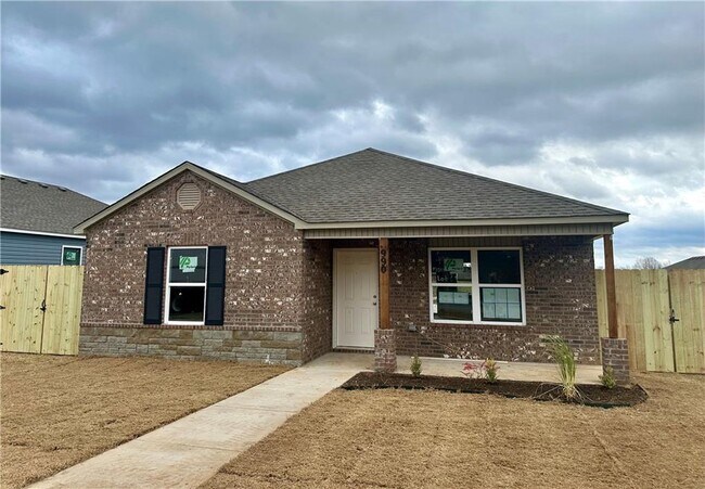 Building Photo - 990 Morningside Dr