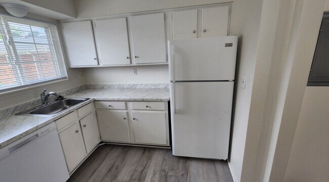 Foto del edificio - 25341 Shiawassee Cir