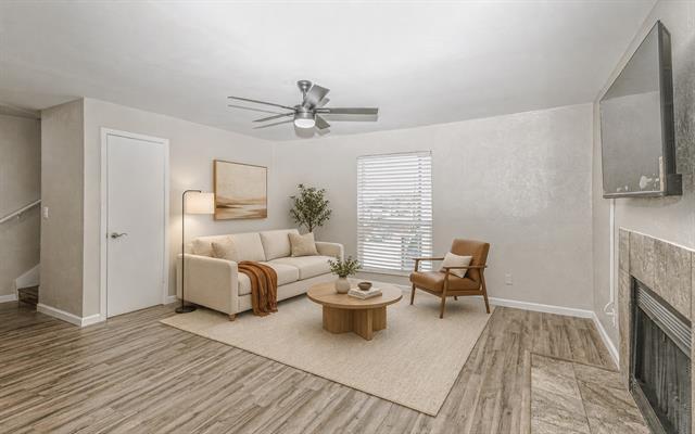 Foto del edificio - 3022 Forest Ln