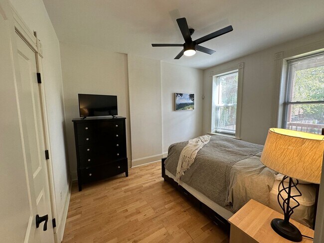 Foto del edificio - CHARMING DUPLEX - Grove District