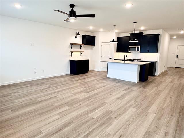 Foto del edificio - 535 Meadowlark Dr