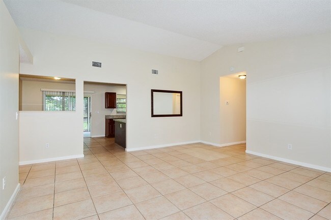 Building Photo - 361 Las Palmas St