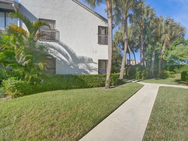 Building Photo - 4708 NW 22nd St