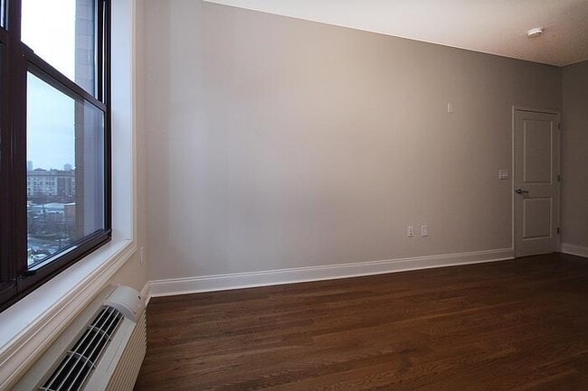 Foto del edificio - 100 Marshall St