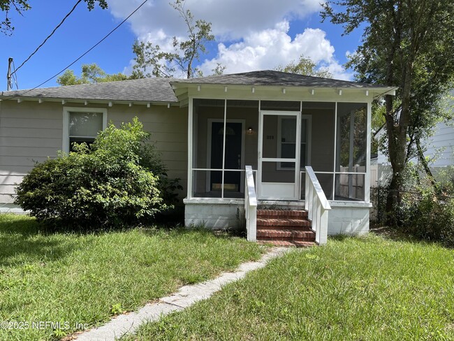 Building Photo - 3159 Gilmore St