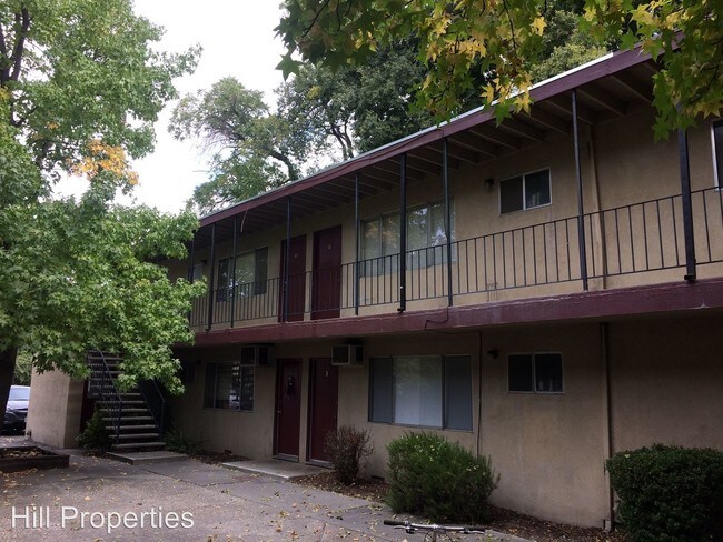 Building Photo - 2 br, 1.5 bath Room For Rent - 626 W 1st Ave