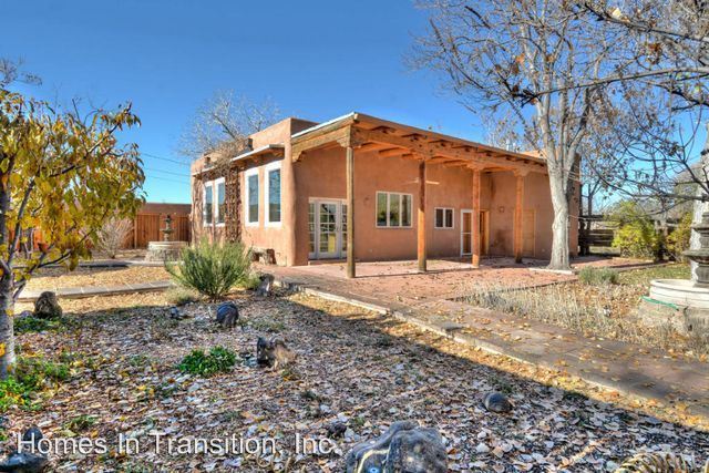 Building Photo - 10123 Guadalupe Trl NW