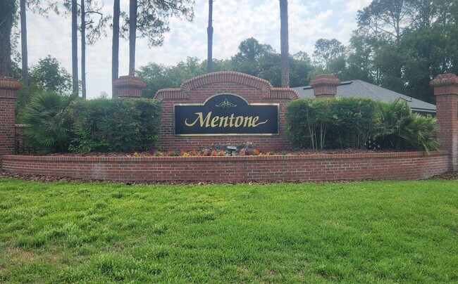 Foto del edificio - 3-bedroom, 2-bathroom home Mentone Subdivision