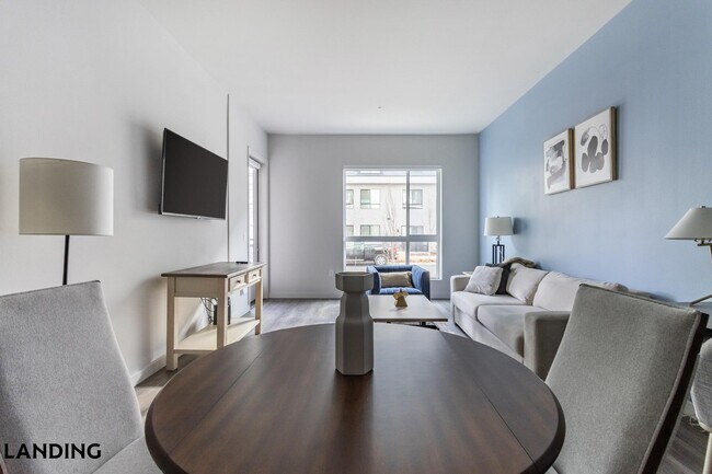 Foto del edificio - 2060 Experience Ave