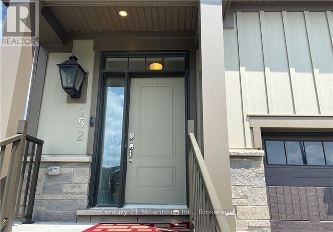 Building Photo - 152 Red Pine St.