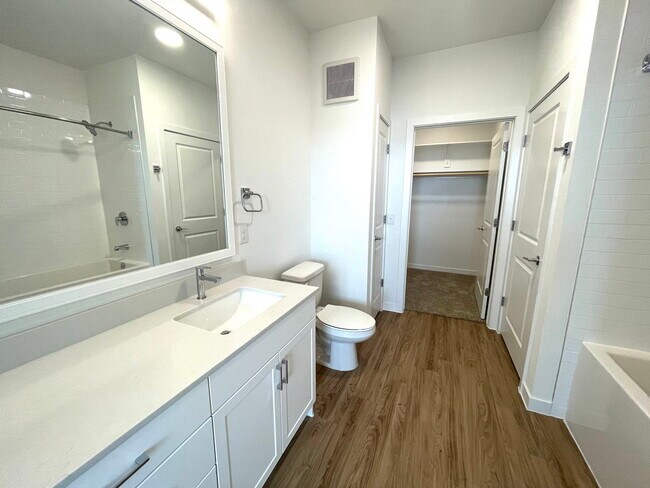 Building Photo - 1201 Wolf Cyn Rd