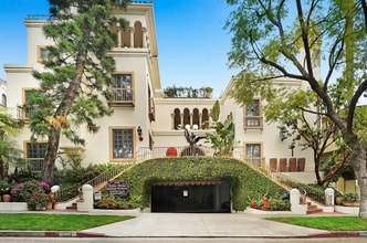 Interior Photo - ISO - Isola Bella Townhomes
