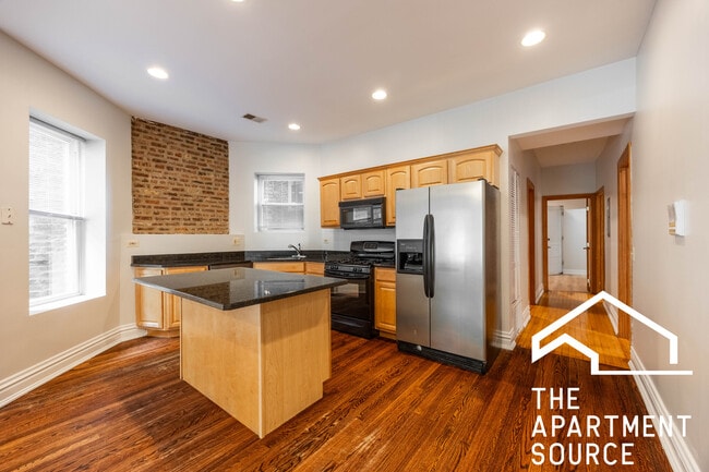 Foto del edificio - 1010 N Kedzie Ave