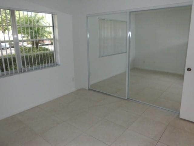 Building Photo - 8720 Shadow Wood Blvd