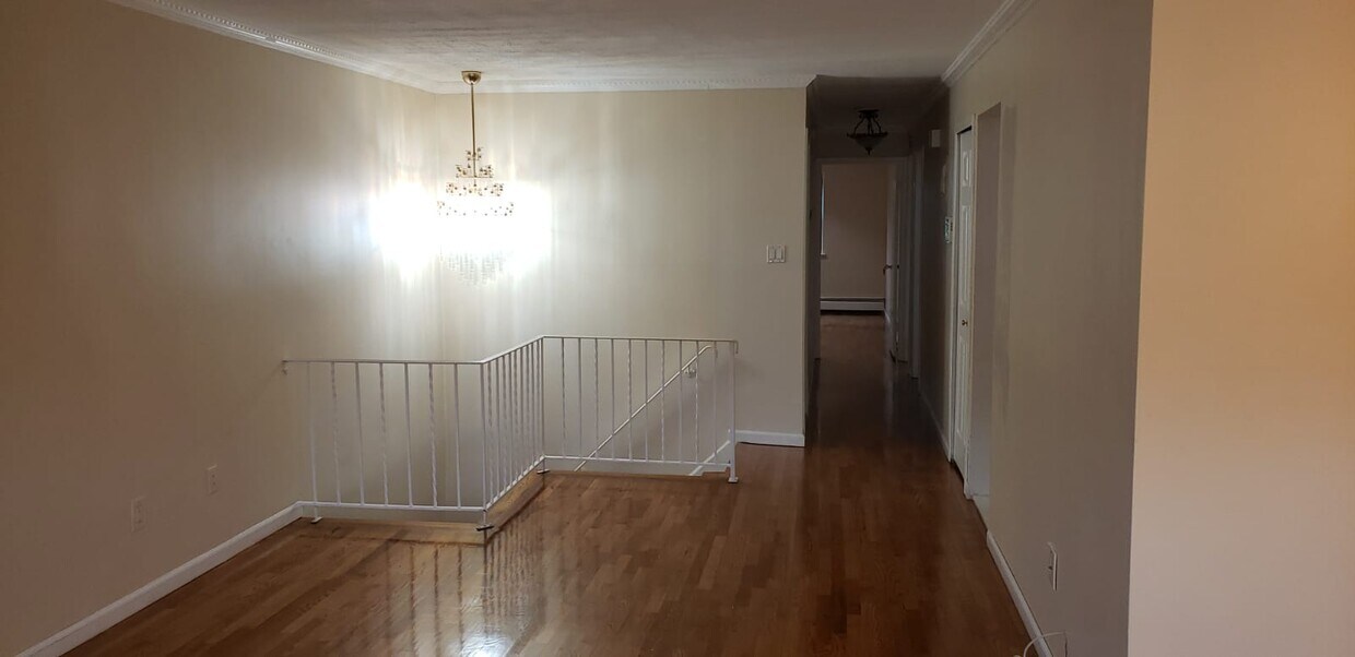 Foto principal - 8482 98th St