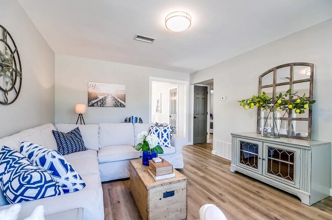 Foto del edificio - 1328 S Tyler St