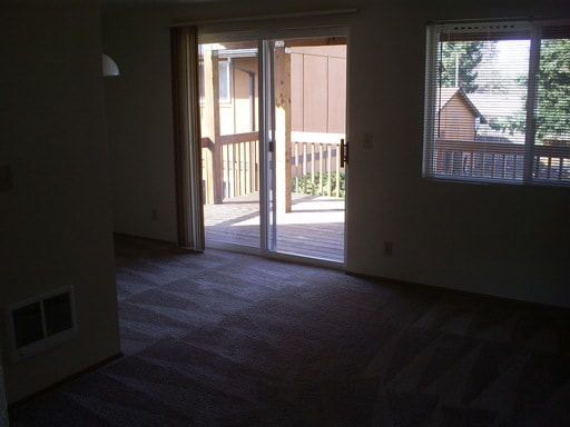 Building Photo - 2000 E Mill Plain Blvd