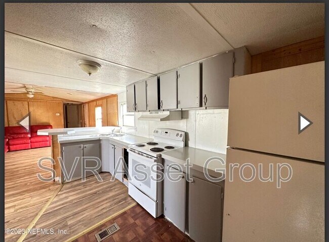 Building Photo - 950 Sidney St