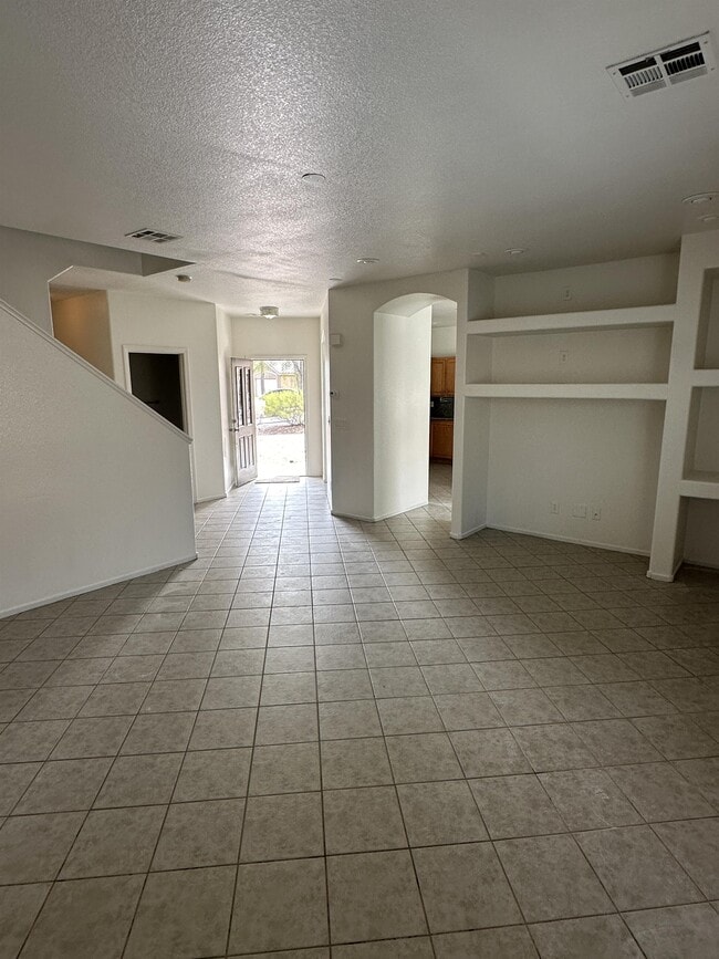 Building Photo - 6529 Adonis Heights St