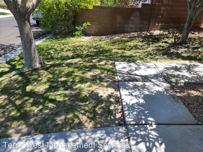 Building Photo - 4 br, 2 bath House - 10221 Abano Ct.