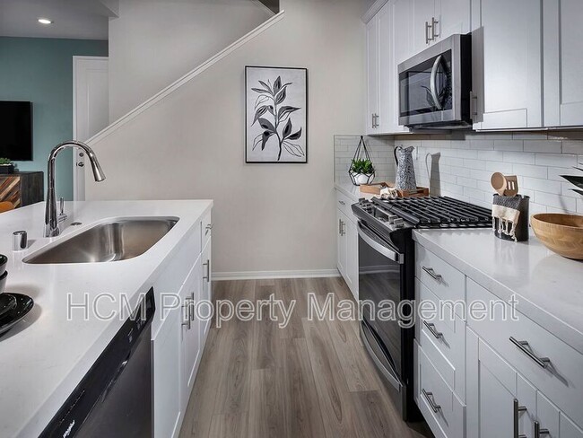 Building Photo - 1231 Brush Crk